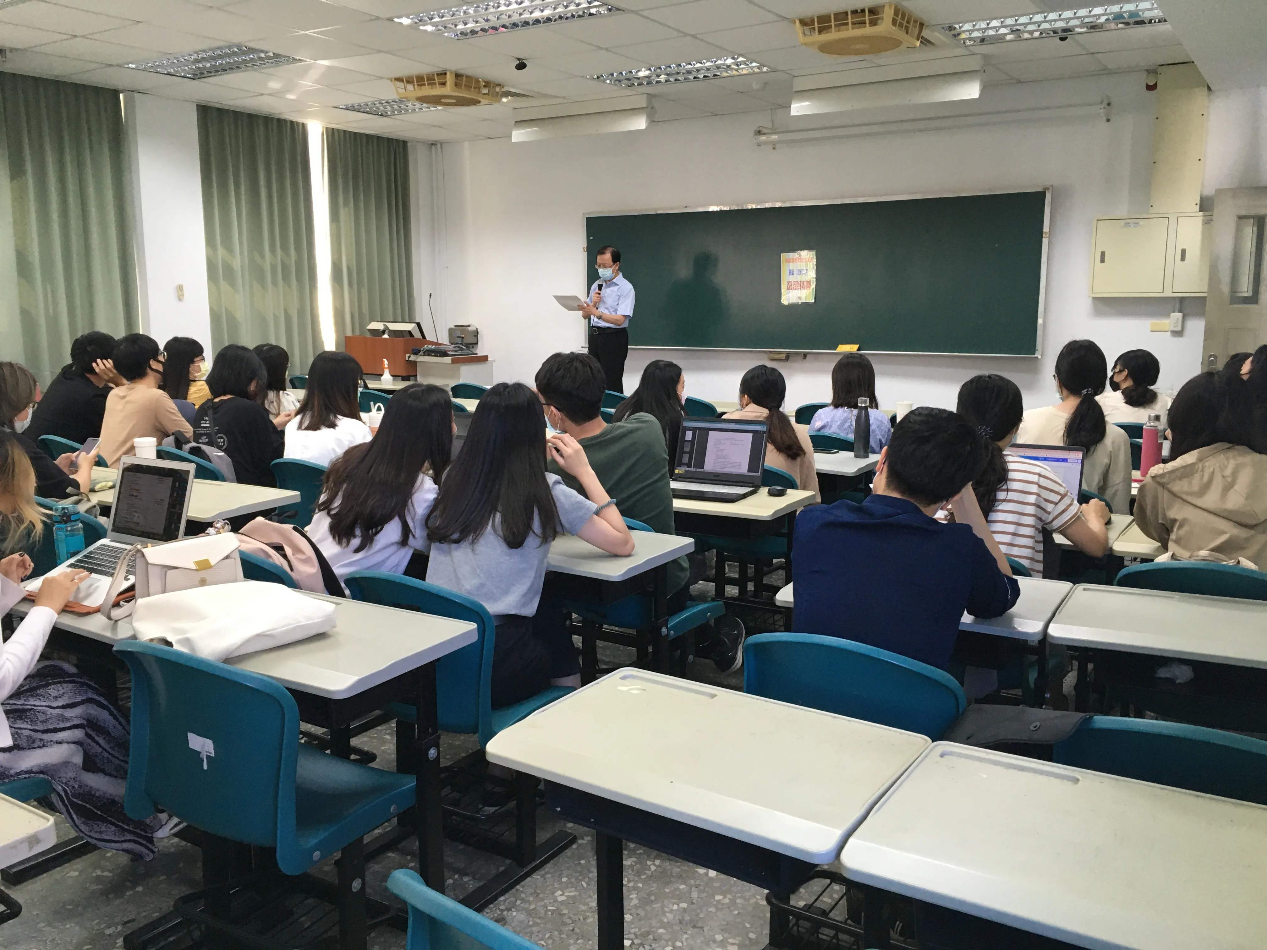 110-2 日碩二選課輔導 第1張