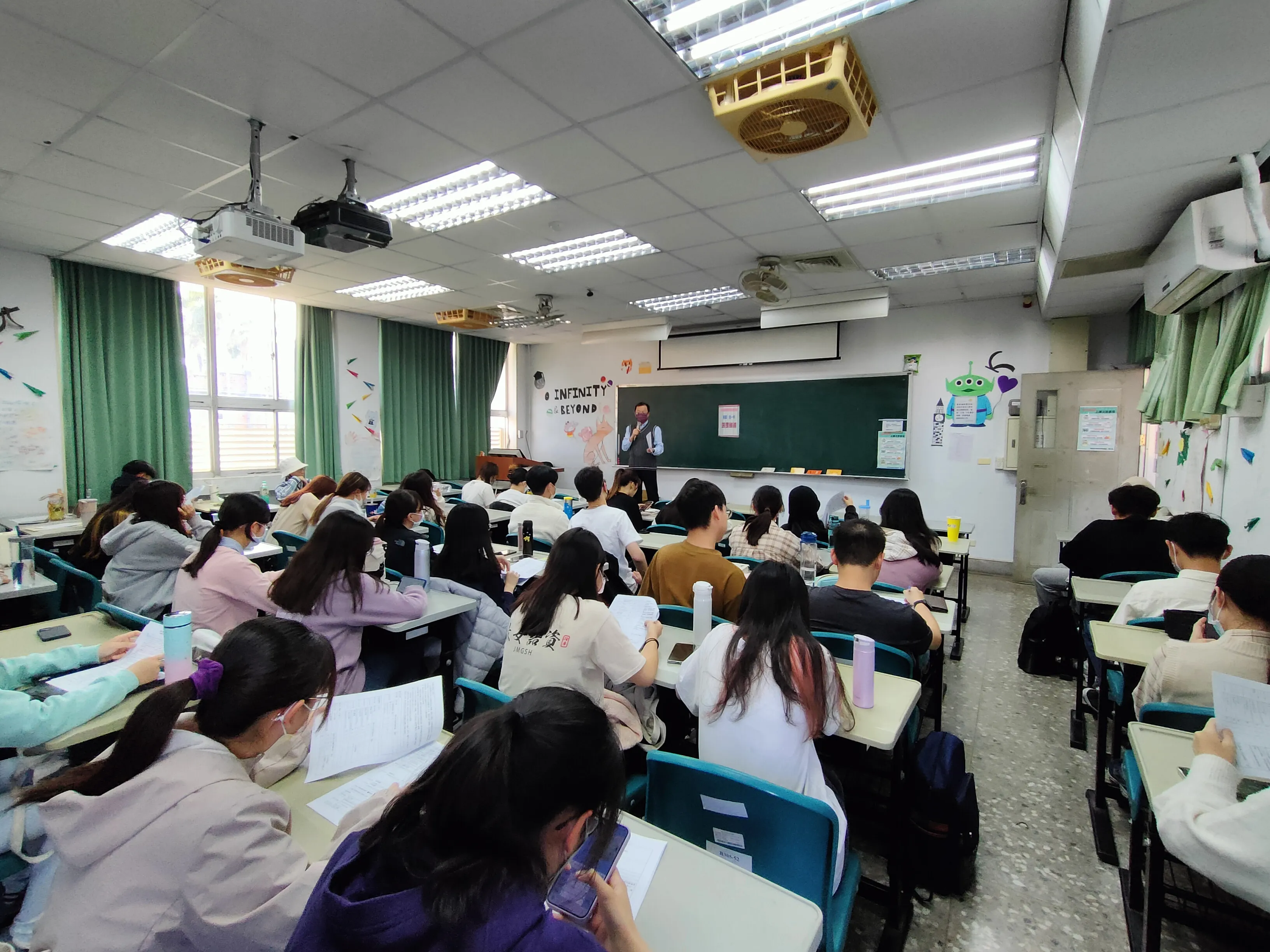 112學年度選課輔導 第5張