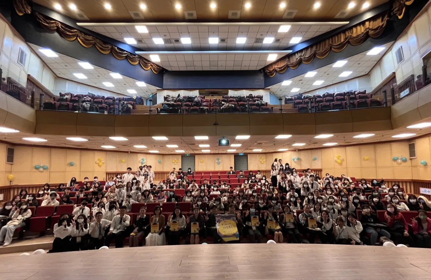 大學部-112學年度畢業專題成果發表會 第1張