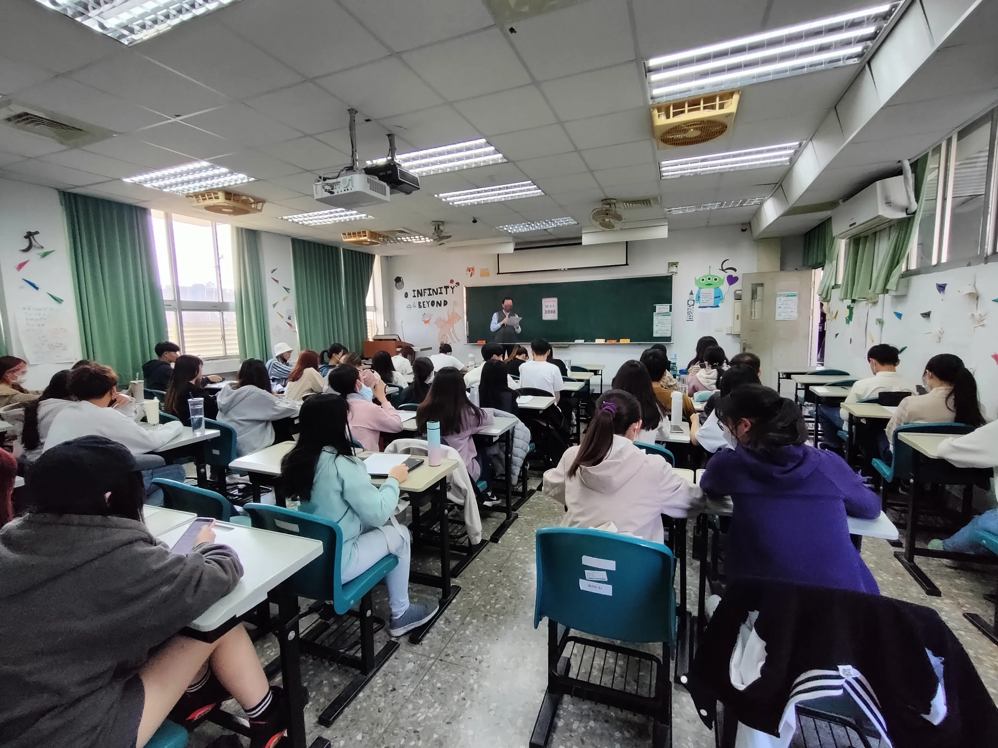112學年度選課輔導 第2張
