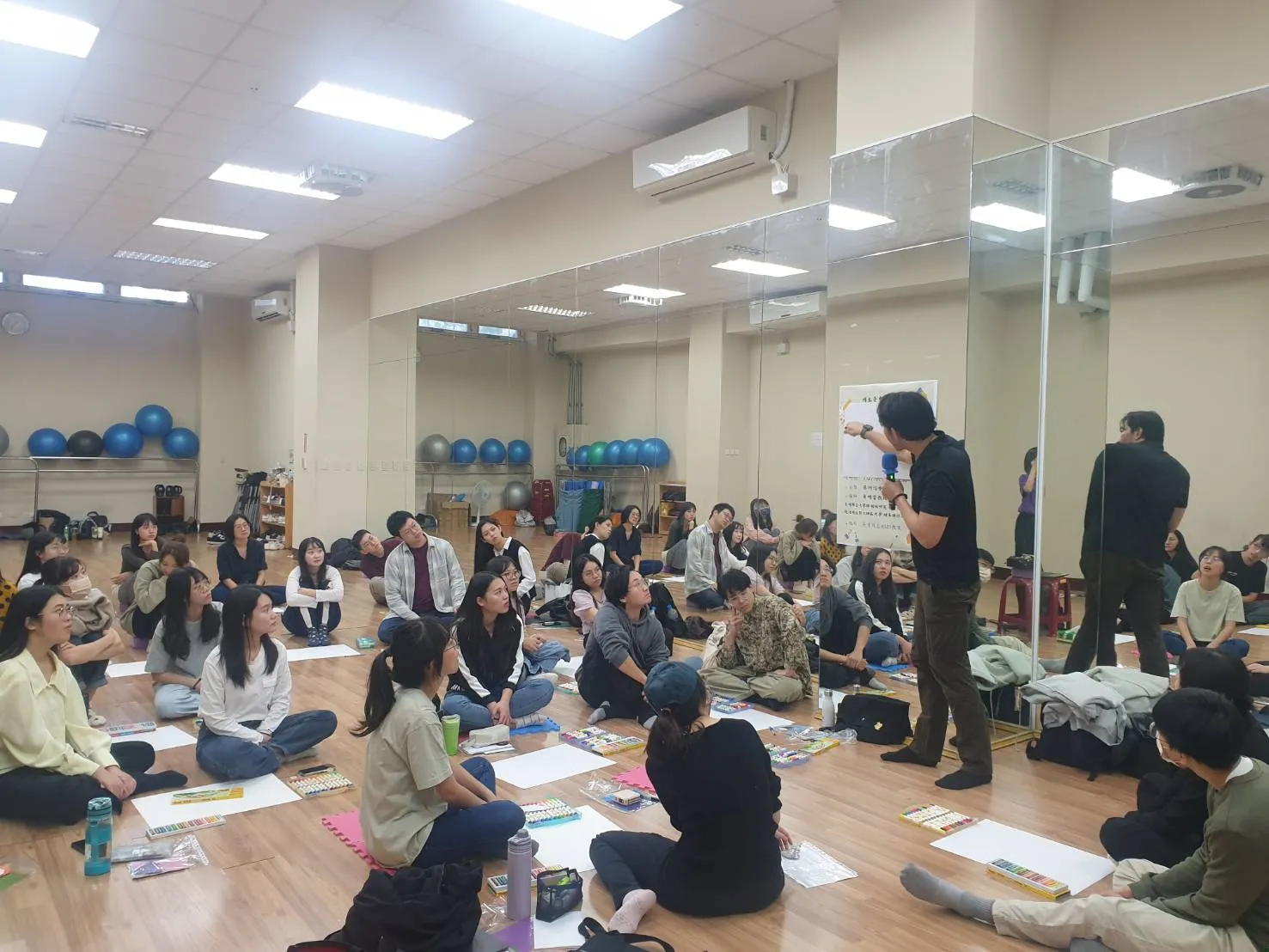 112學年度-112.12.10-表創性藝術治療工作坊 第4張
